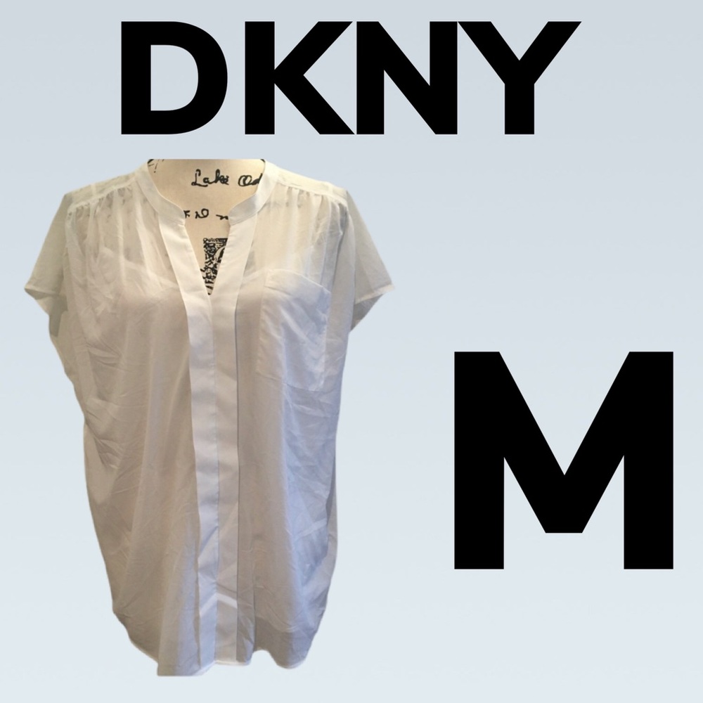 Medium DKNYC White Button Up Blouse